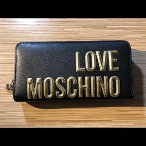LOVE MOSCHINO purse